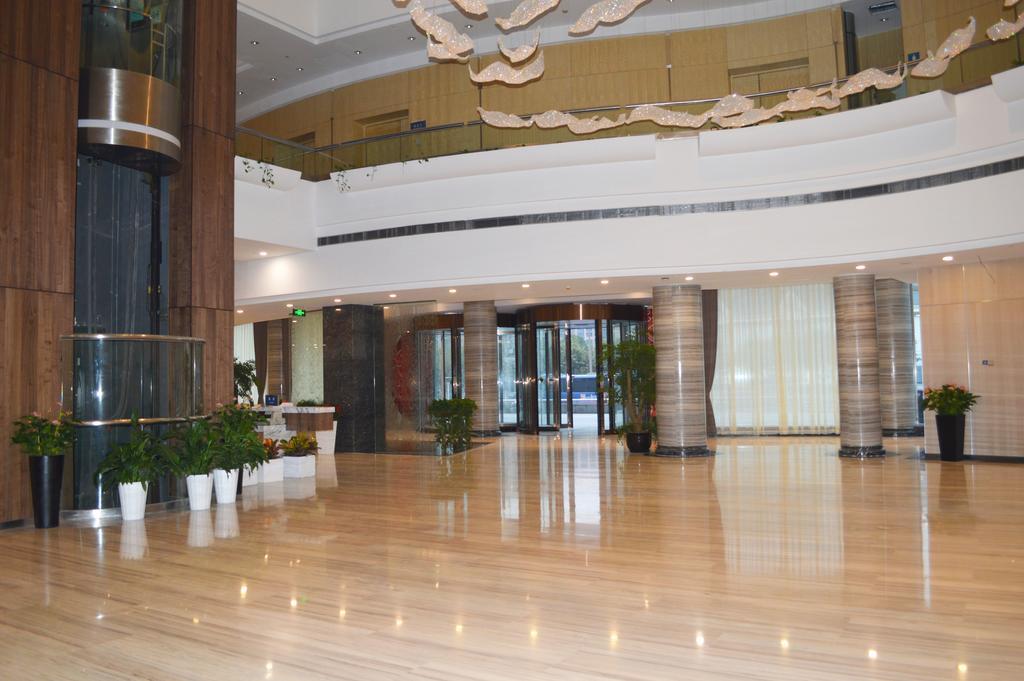 Noble Center Hotel Şanghay Dış mekan fotoğraf