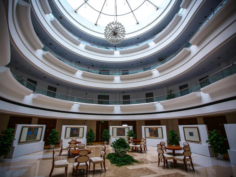 Noble Center Hotel Şanghay Dış mekan fotoğraf