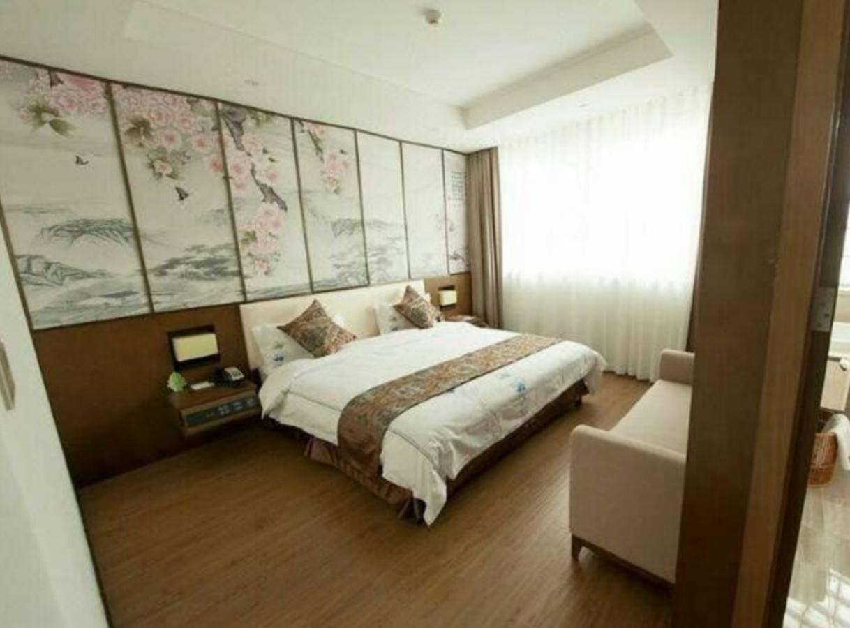 Noble Center Hotel Şanghay Dış mekan fotoğraf