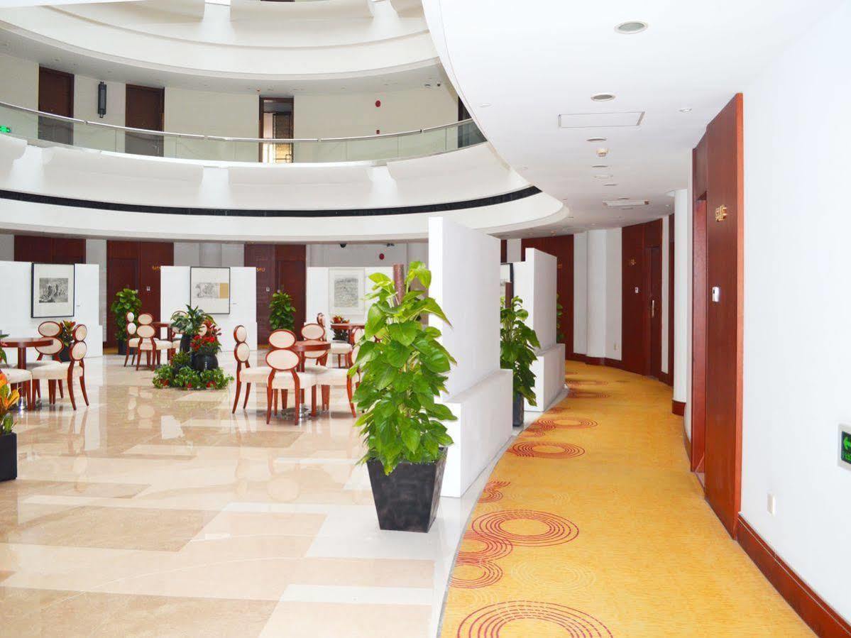 Noble Center Hotel Şanghay Dış mekan fotoğraf